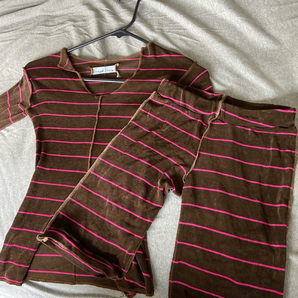 Two piece set